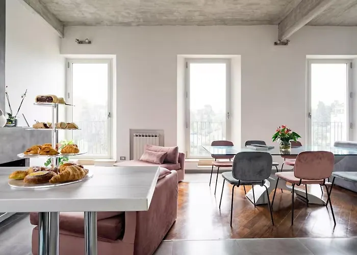 Modern Cozy Near The Colosseum In