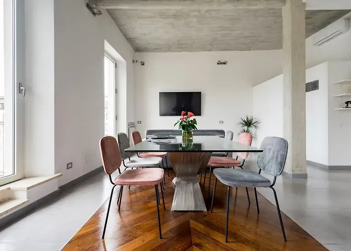 Modern Cozy Near The Colosseum In 4*
