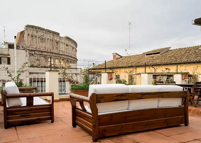 Modern Cozy Near The Colosseum In