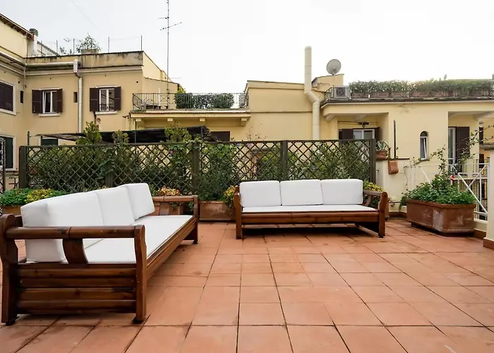 Modern Cozy Near The Colosseum In